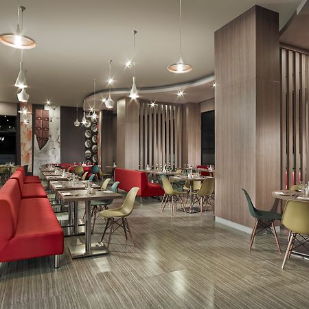 Swiss-Belinn Cawang Jakarta Eksteriør billede