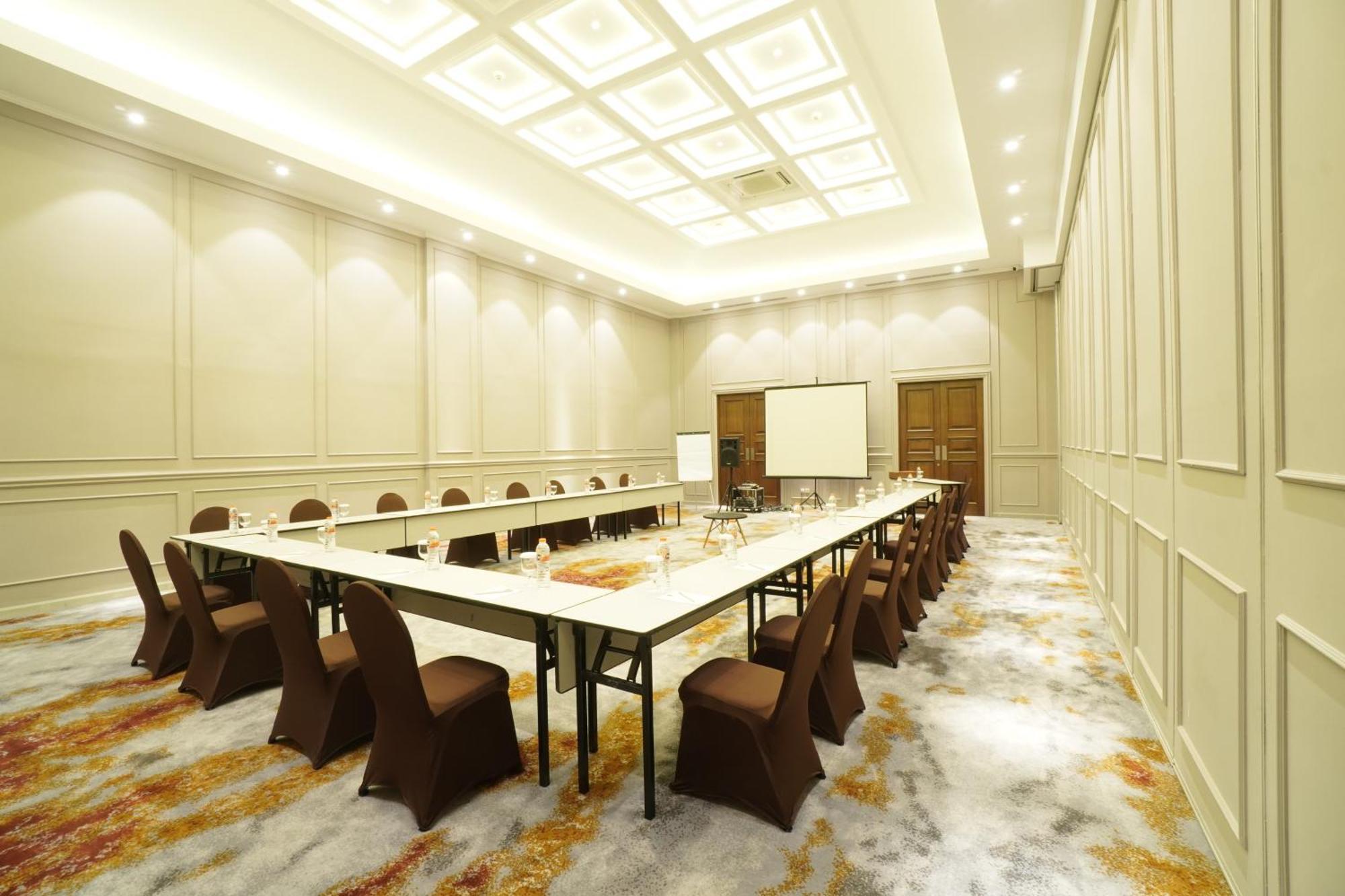Swiss-Belinn Cawang Jakarta Eksteriør billede