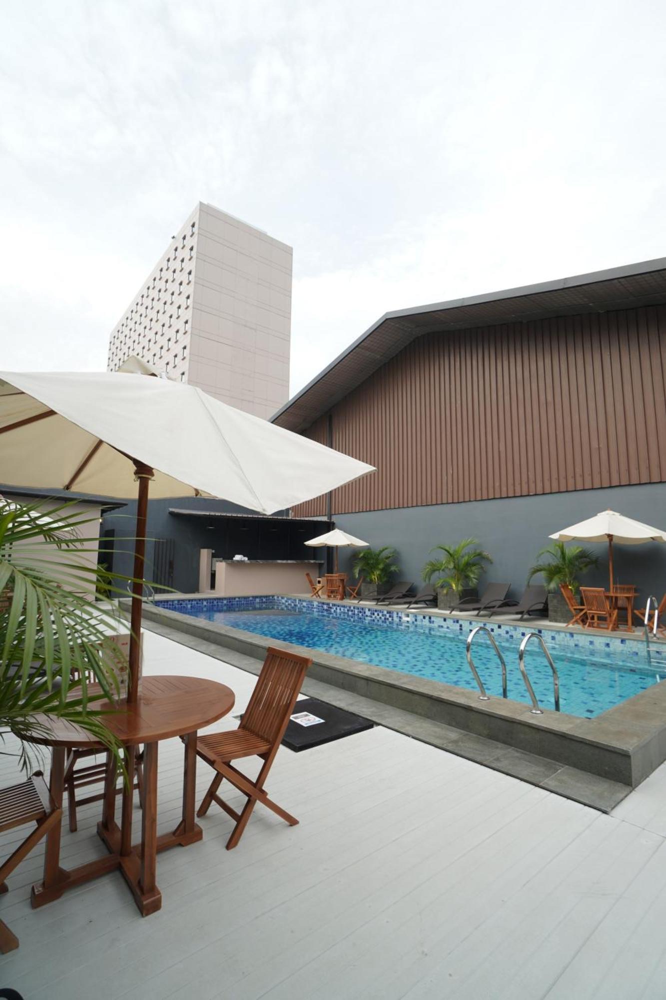 Swiss-Belinn Cawang Jakarta Eksteriør billede