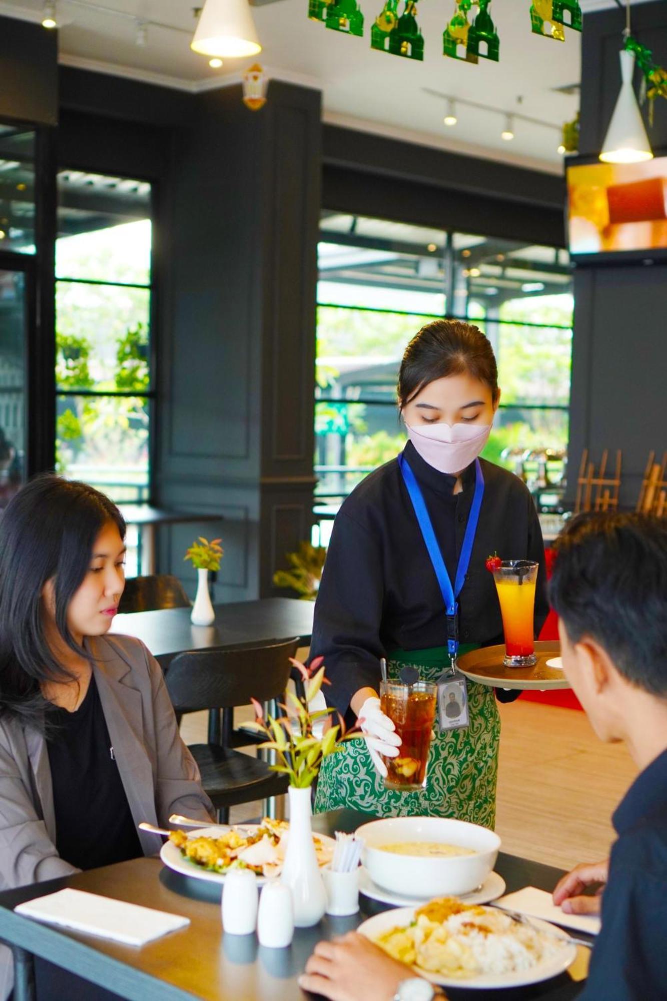 Swiss-Belinn Cawang Jakarta Eksteriør billede