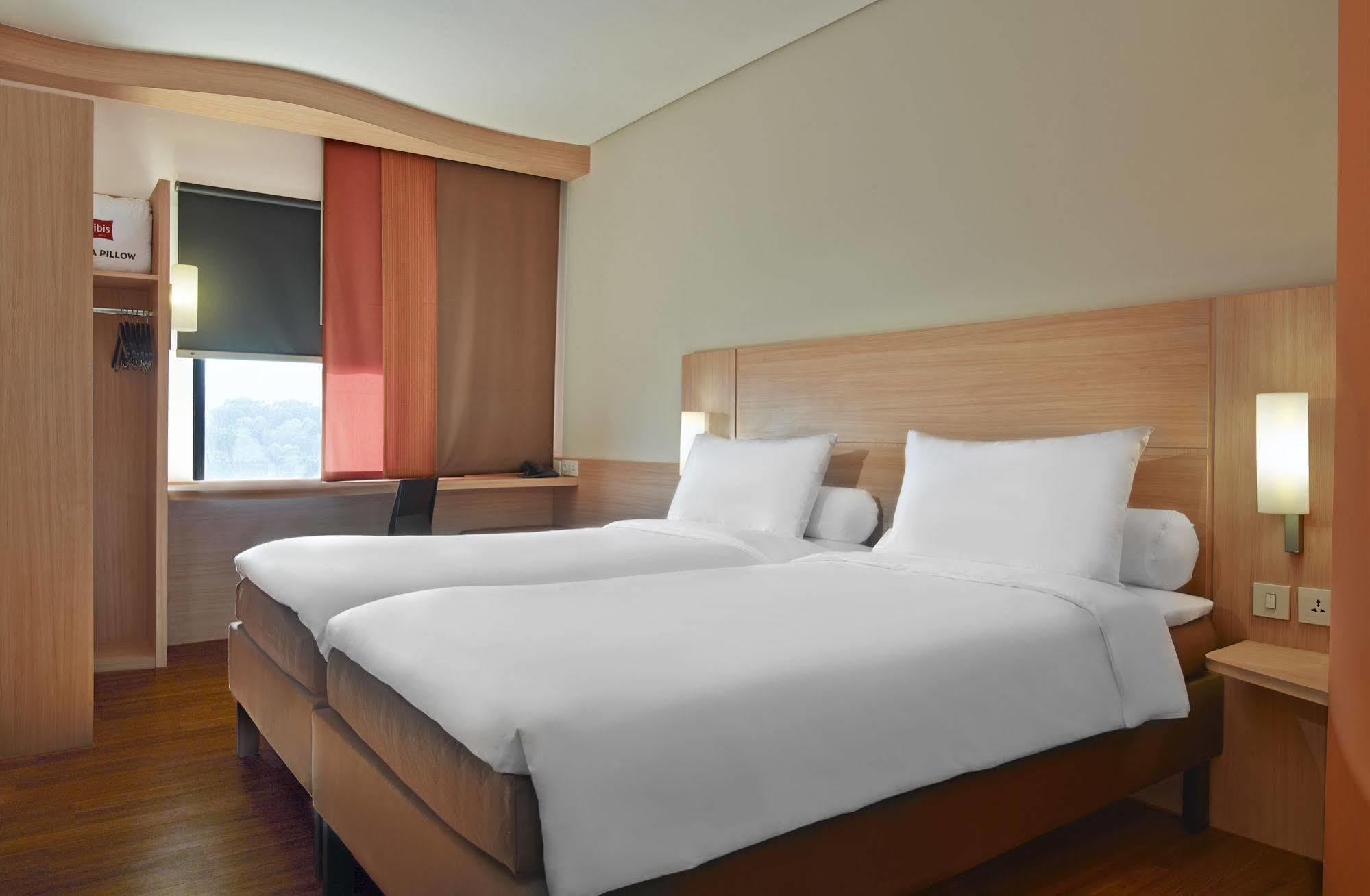 Swiss-Belinn Cawang Jakarta Eksteriør billede